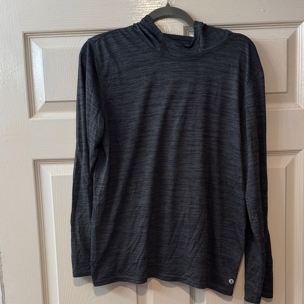 Xersion Husky Boys Long Sleeve Hooded Shirt XL 18/20 Quick Dry Heather Charcoal